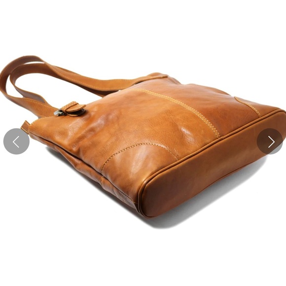 Floto Tavoli Shoulder Bag - Picture 8 of 14